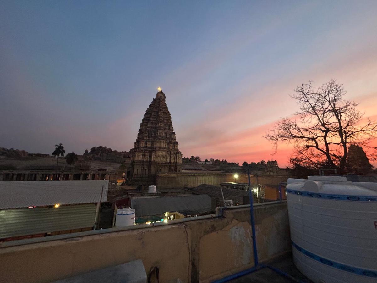 Temple View Guest House Hampi Exterior foto