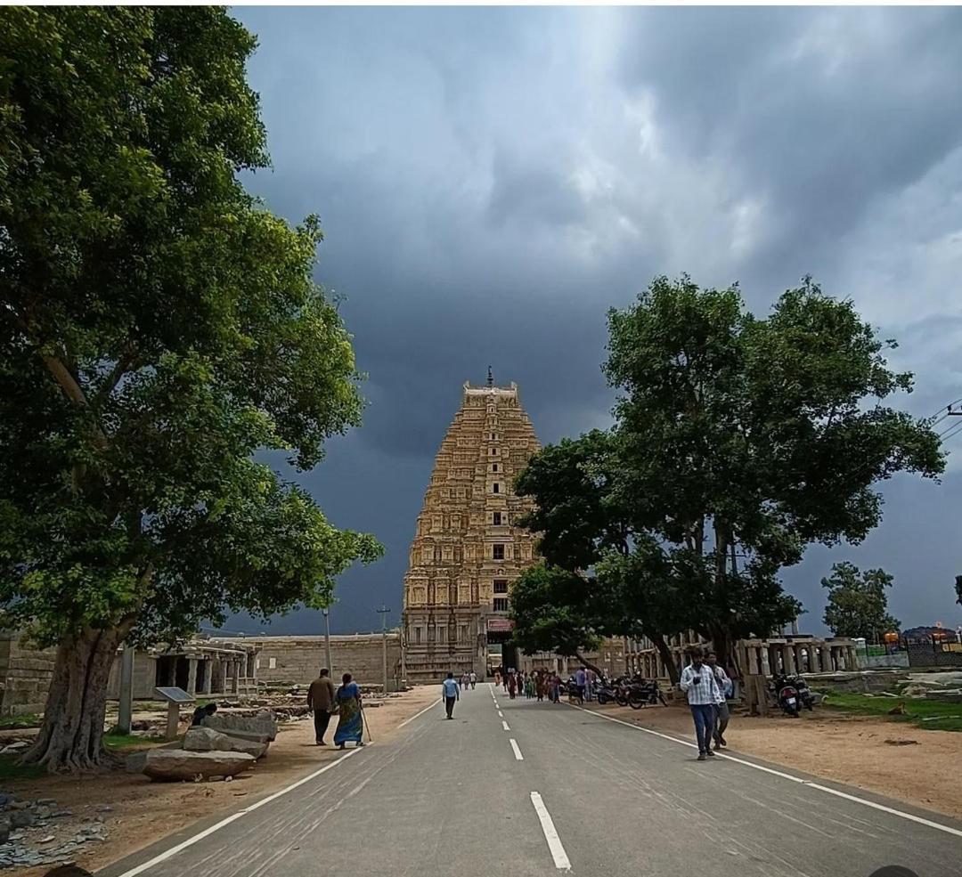 Temple View Guest House Hampi Exterior foto